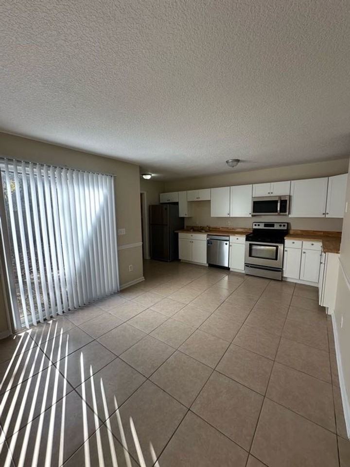 129 Inlet Reach Cir - Photo 5 of 13