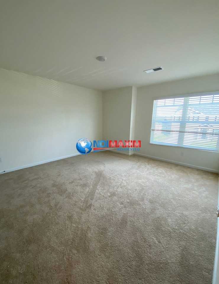 2096 Waycross Ln - Photo 5 of 16