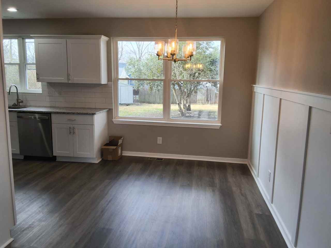 6712 Wentworth St - Photo 3 of 10