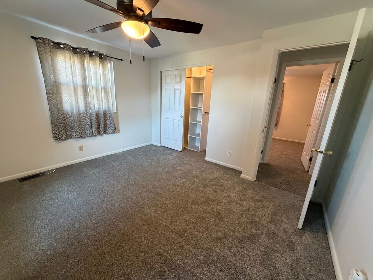 560 Dorado Dr - Photo 7 of 16