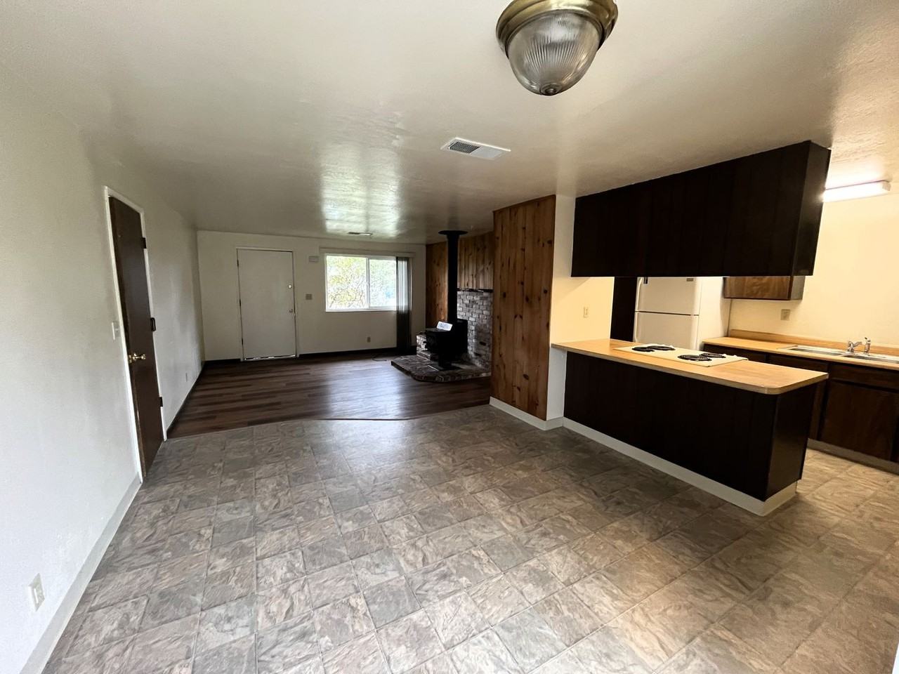 2184 Wisteria Way - Photo 2 of 18