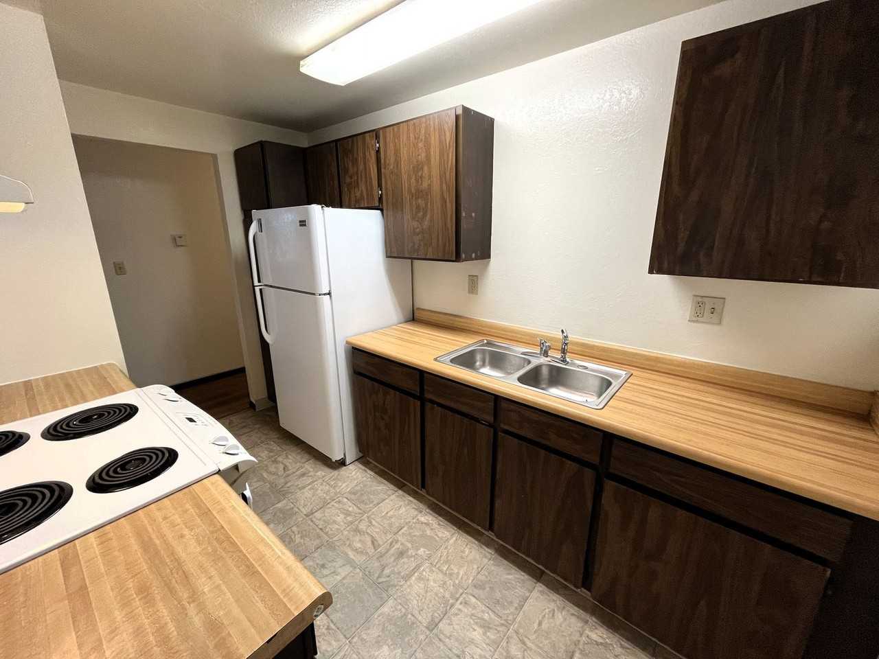 2184 Wisteria Way - Photo 4 of 18