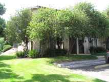 464 Ridgeway Ct - Photo 1 of 1