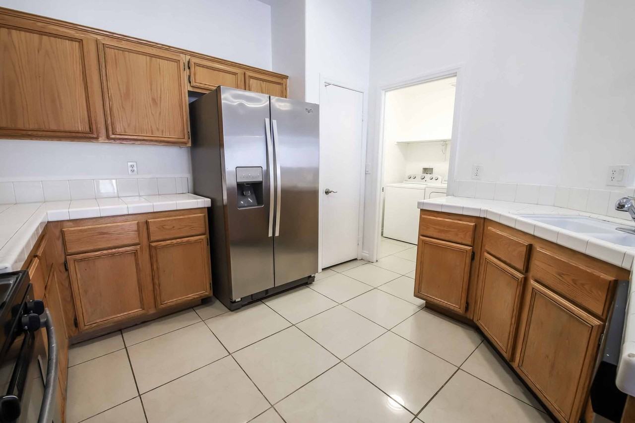 5309 French Lavender St - Photo 5 of 22