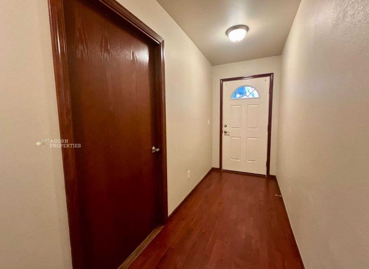 1668 Sw Stremler Dr - Photo 3 of 34