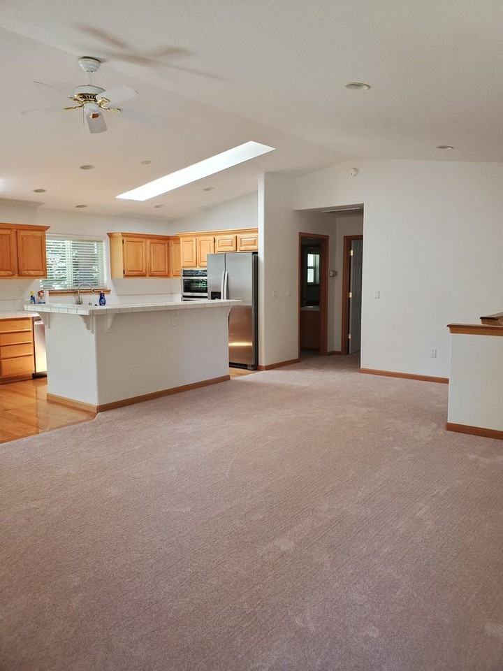 1929 High Meadow Trl - Photo 4 of 12