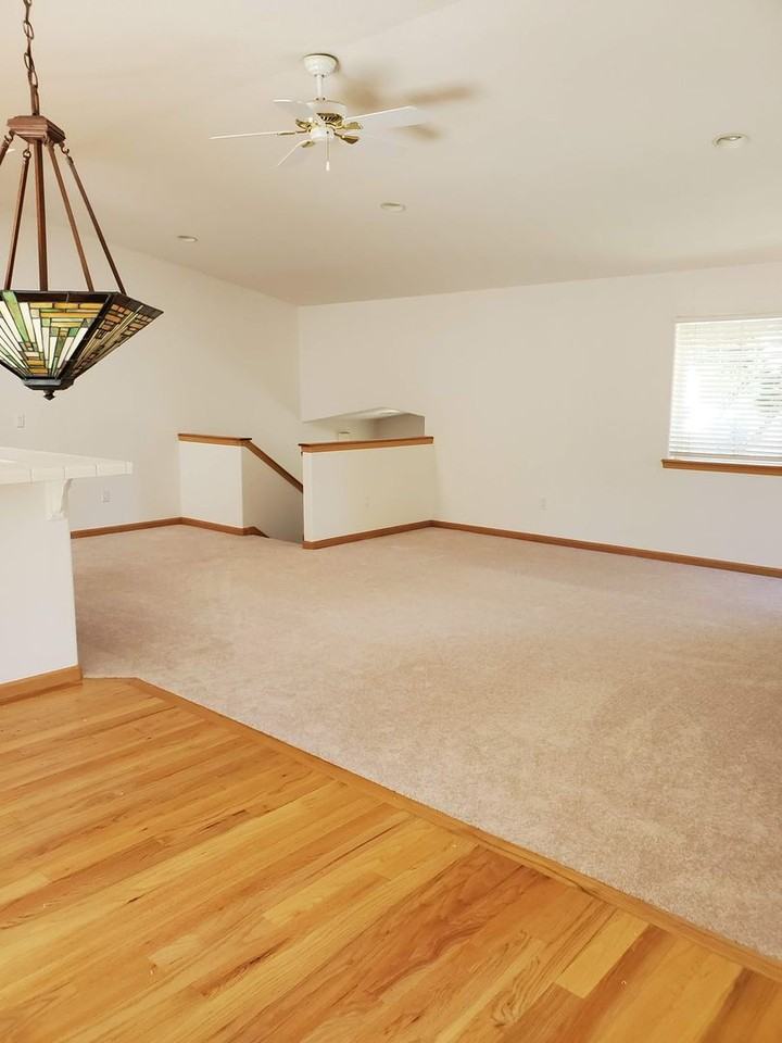 1929 High Meadow Trl - Photo 7 of 12