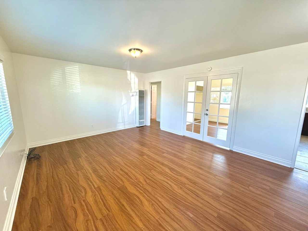 6119 Roberts Dr - Photo 2 of 18