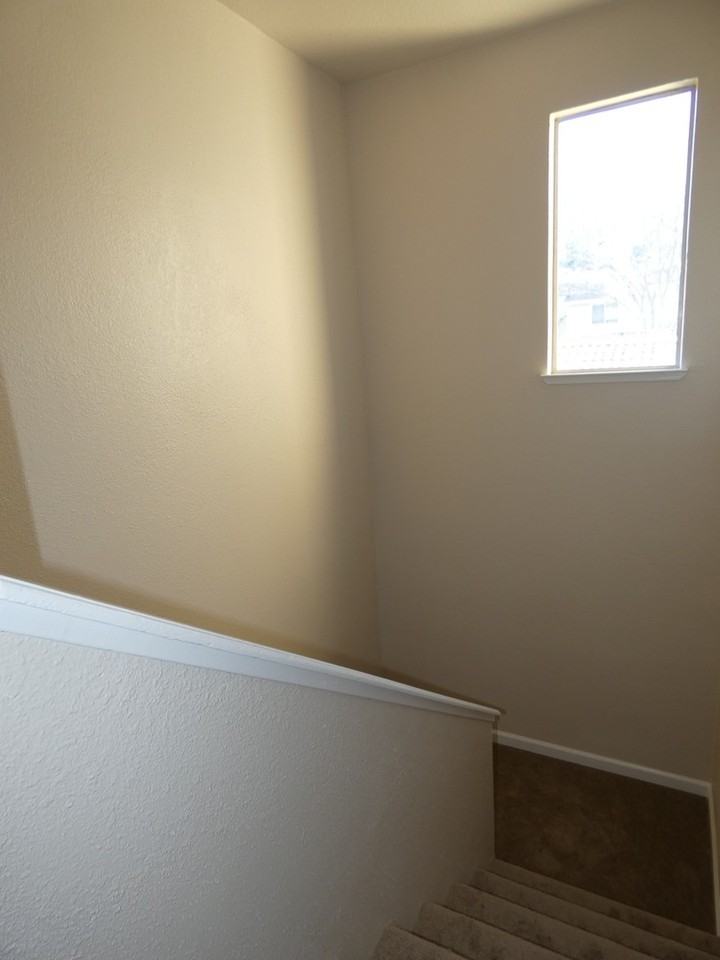 128 Arcadia Dr - Photo 6 of 16