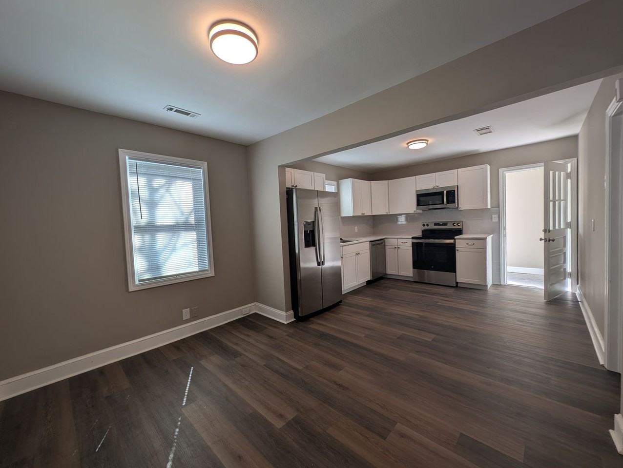 716 Stonewall Ct - Photo 7 of 23