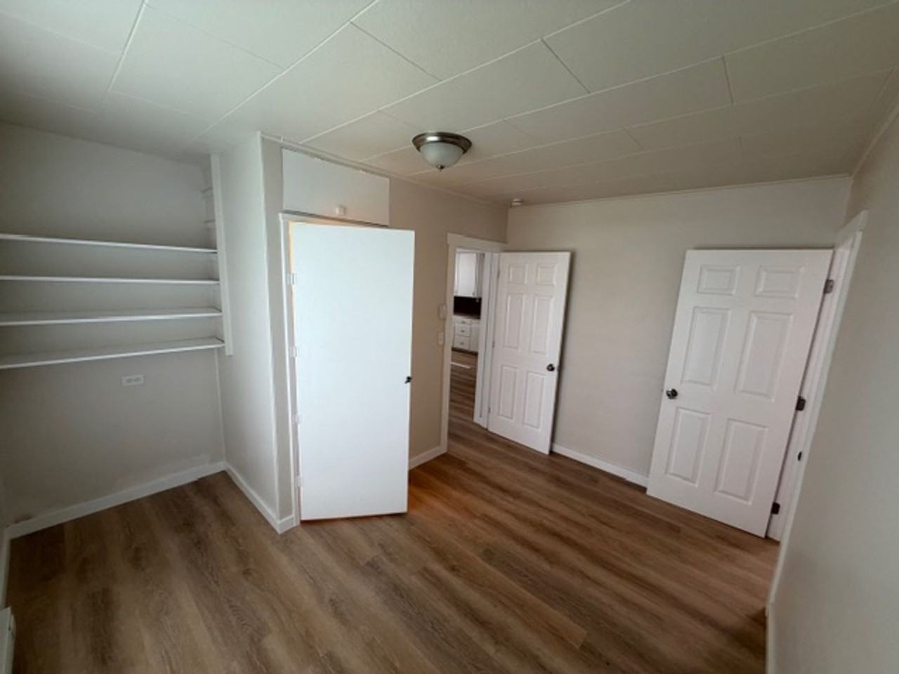 706 S Rock St - Photo 5 of 14