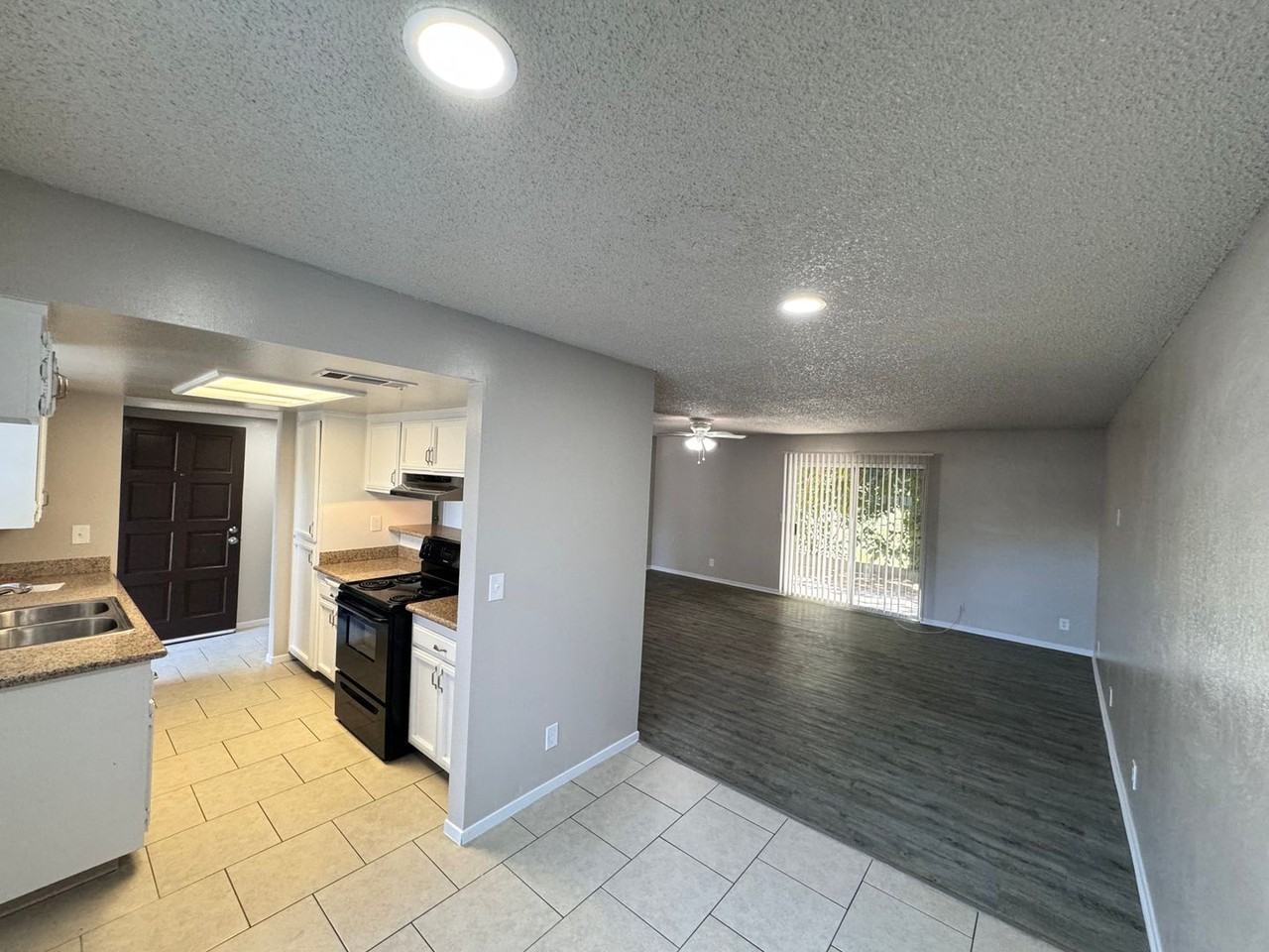 1250 E Shaw Ave #122 - Photo 4 of 9