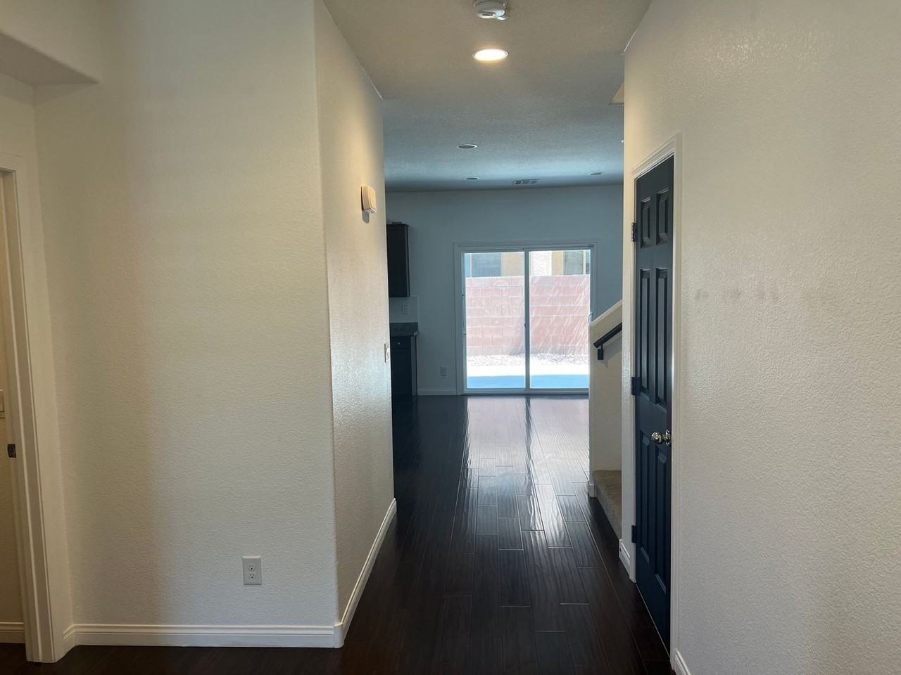 10862 Knickerbocker Ave - Photo 2 of 29