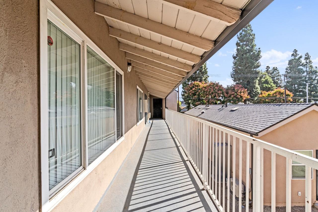 12602 Kensington Lane - Photo 2 of 3