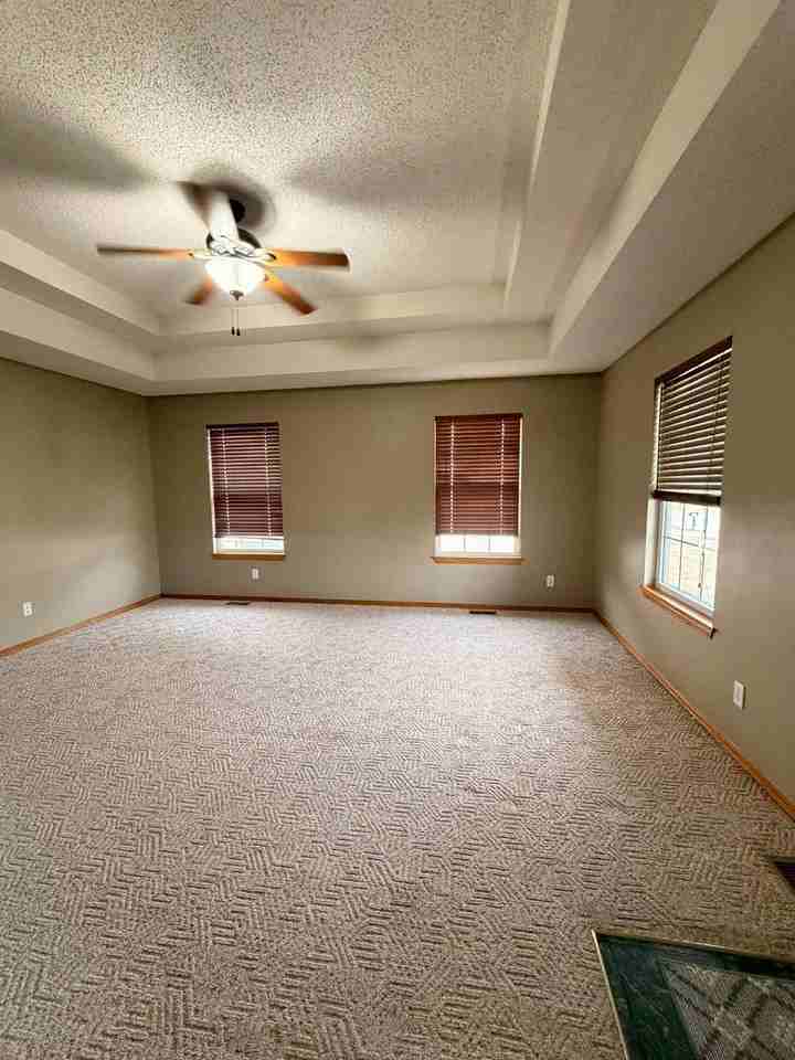 1506 Gold Dust Dr - Photo 3 of 20