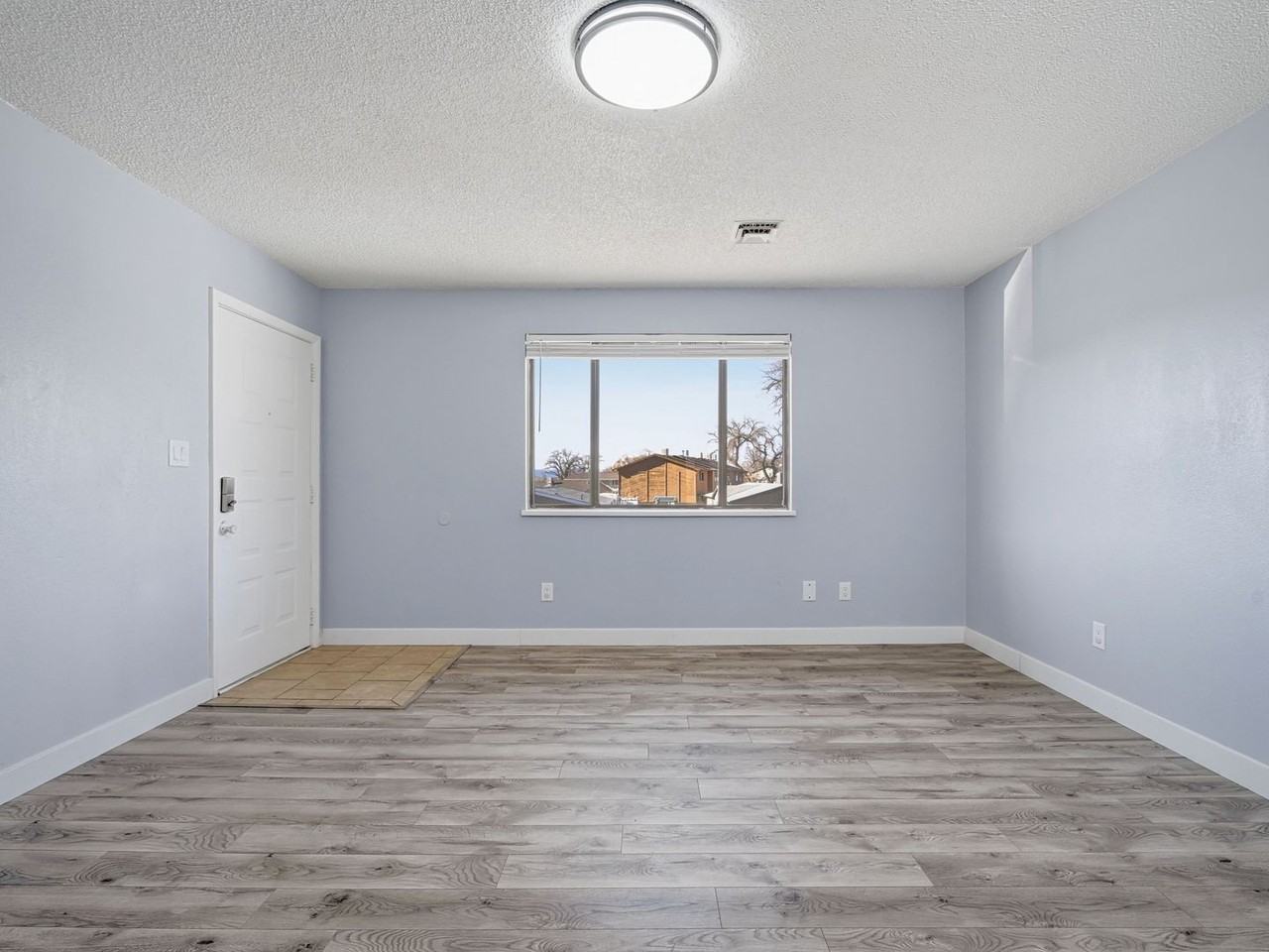 951 Iowa Ave #1 - Photo 2 of 18