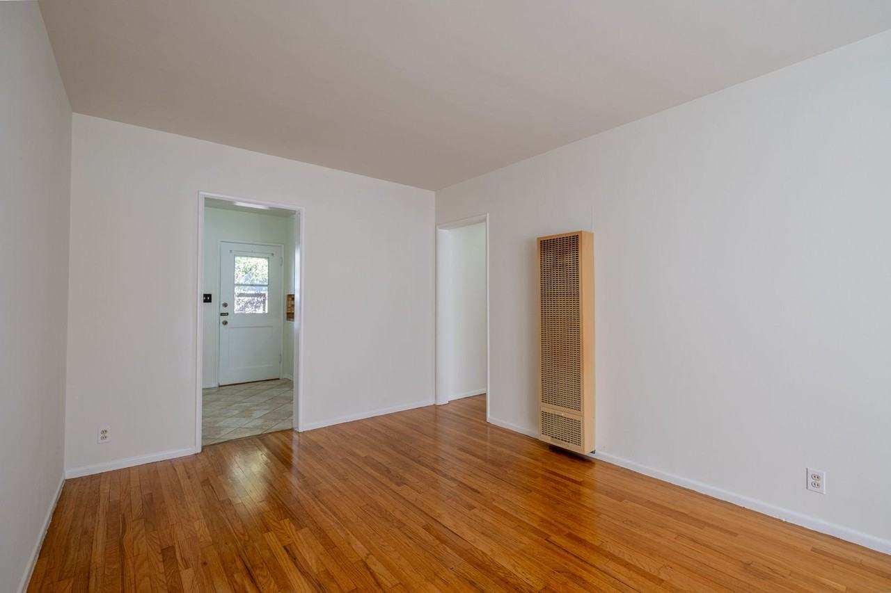 918 S Juanita Ave - Photo 4 of 18