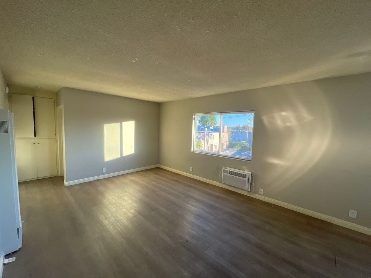 8720 Orion Avenue LLC - Photo 2 of 18