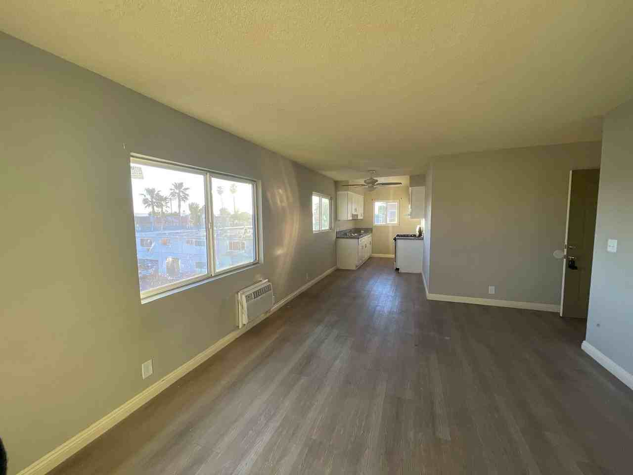 8720 Orion Avenue LLC - Photo 3 of 18