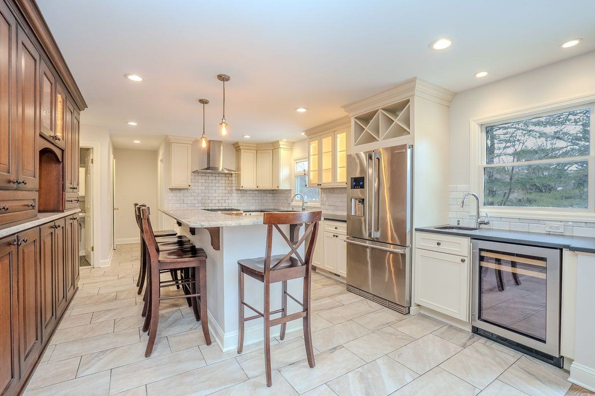 30 Laurel Wood Dr - Photo 2 of 3