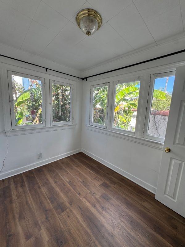 7009 Fountain Ave - Photo 7 of 12