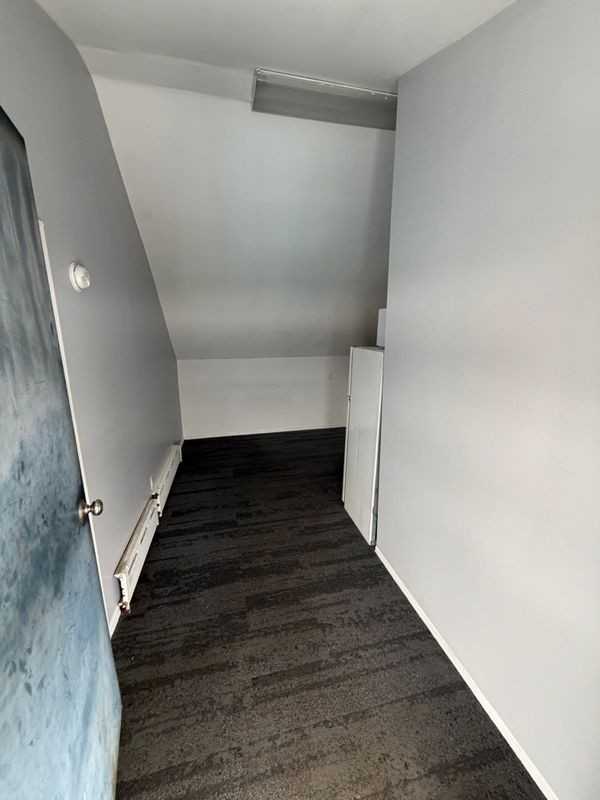 23 Crescent St - Photo 4 of 5