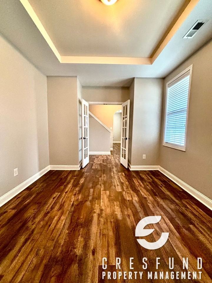 239 Fountain Grove Dr - Photo 4 of 45