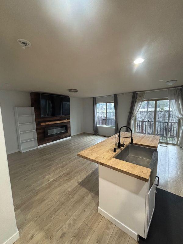 845 Ne 109th Ct - Photo 2 of 16