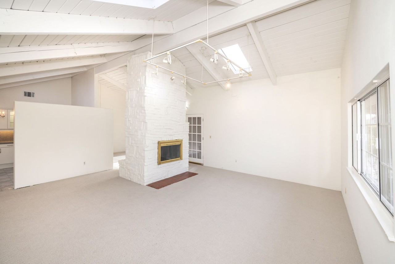 3325 Saint Michael Dr - Photo 2 of 15