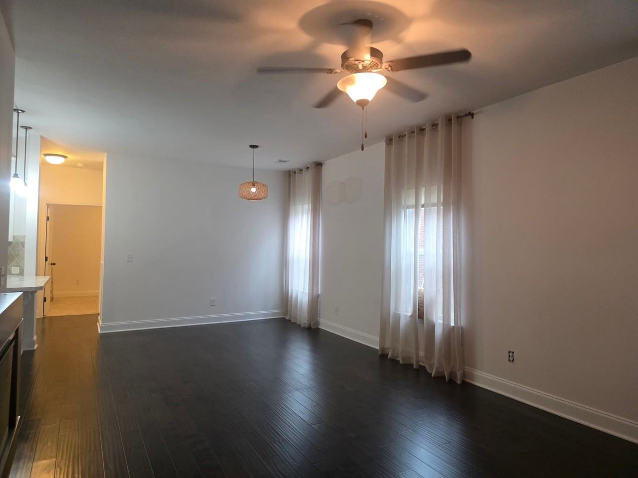 419 Carriage House Ln - Photo 4 of 23