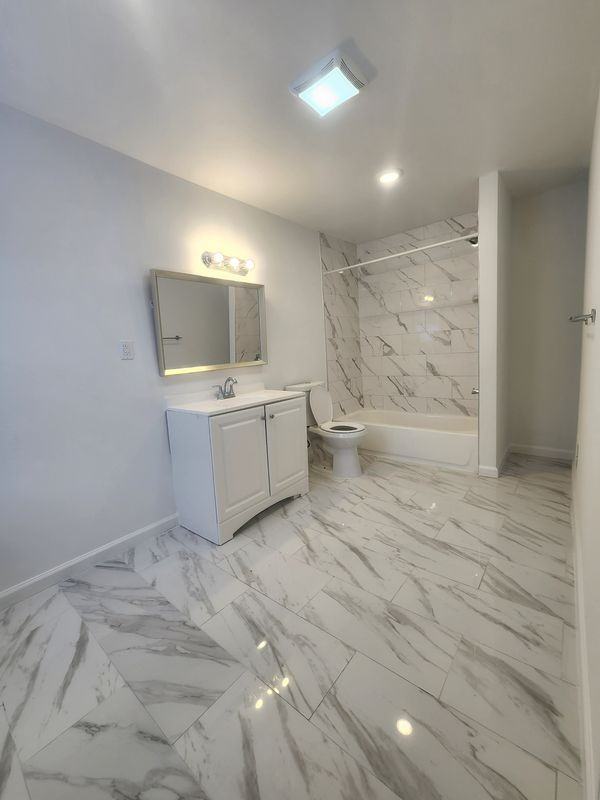 818 S 12th St ##1 - Photo 2 of 13