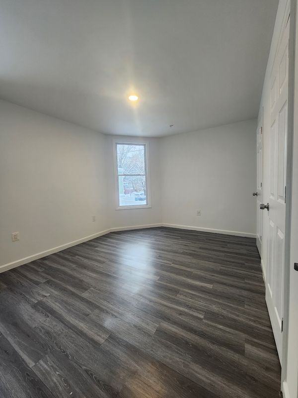 818 S 12th St ##1 - Photo 6 of 13