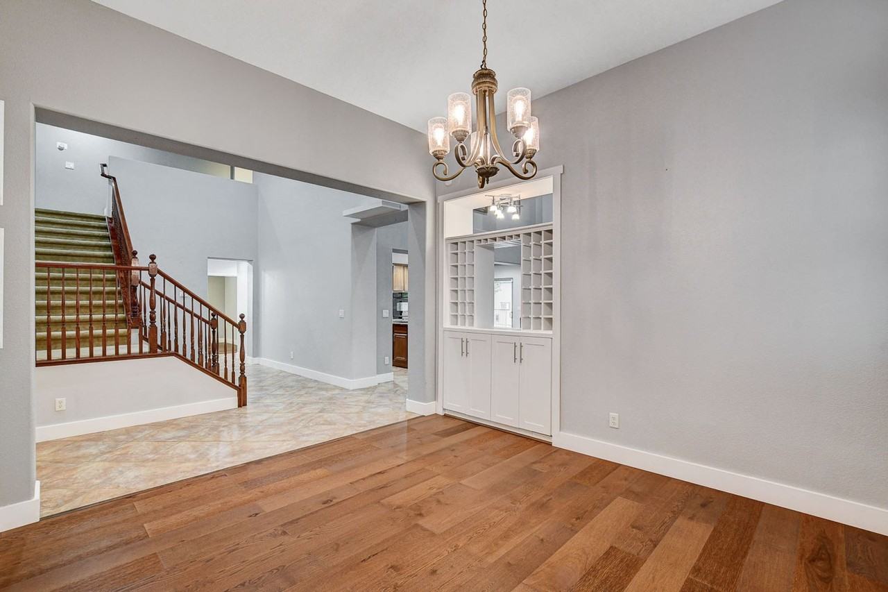 6234 Palmona St - Photo 7 of 50