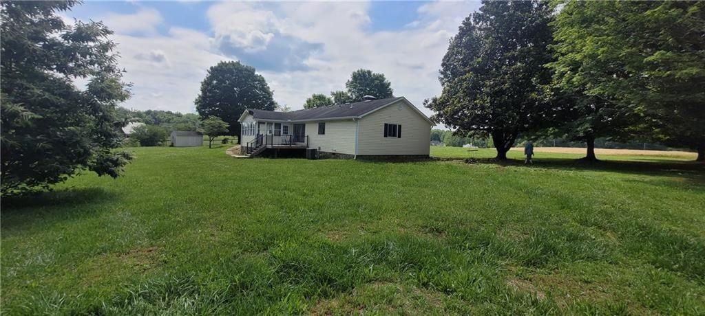 2963 Avery Rd - Photo 4 of 30