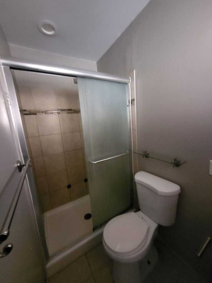 10508 Apache Ave Ne - Photo 5 of 11