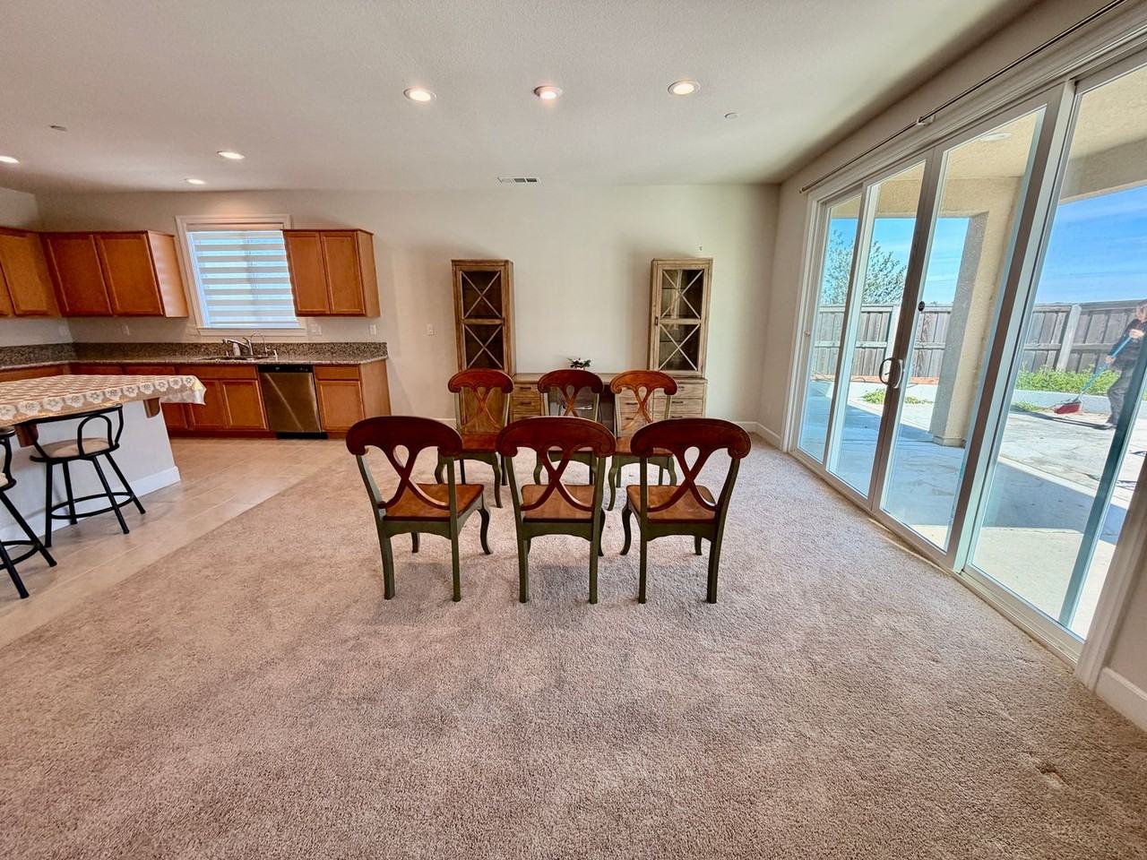 131 Titus Way - Photo 6 of 35