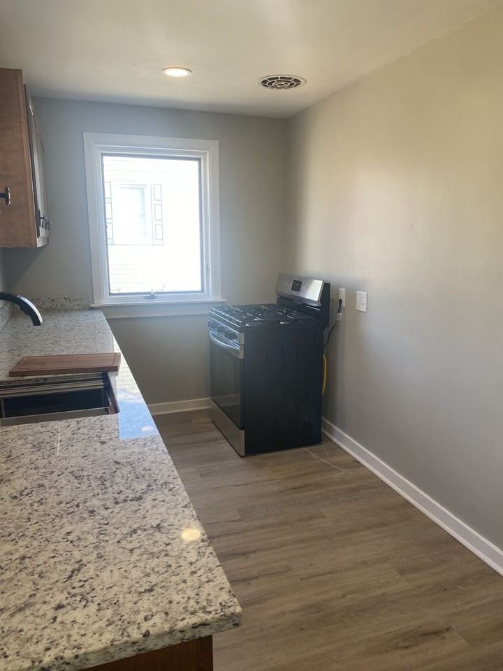 722 Punta Gorda Ave - Photo 7 of 18