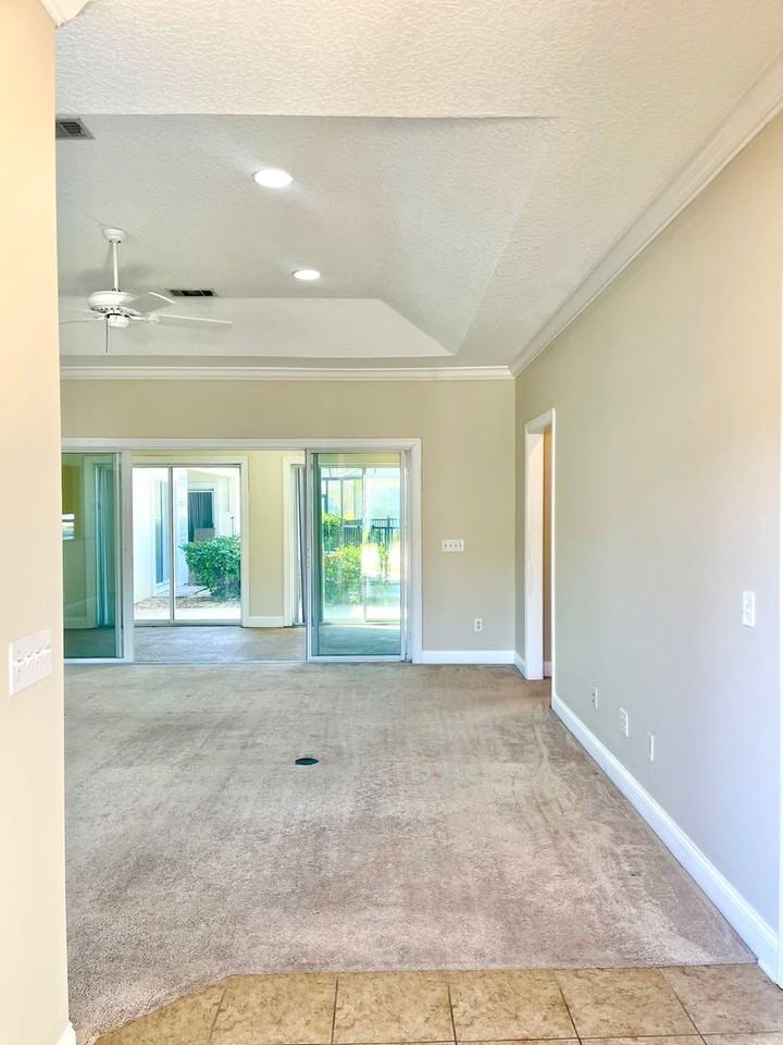 32 Coastal Walk - Photo 2 of 14