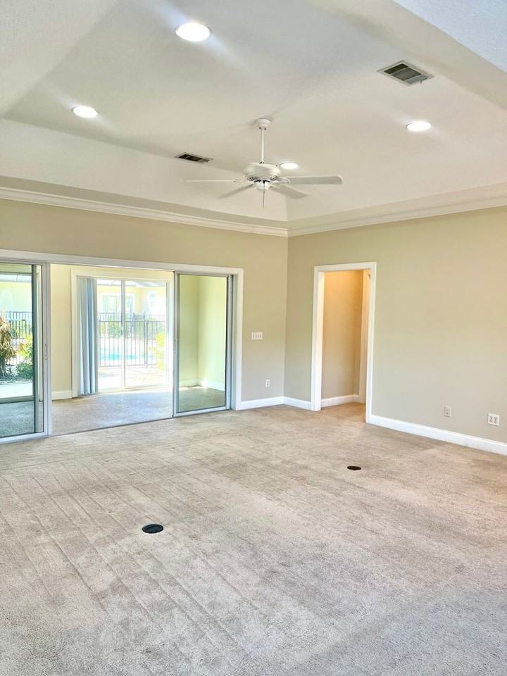 32 Coastal Walk - Photo 3 of 14