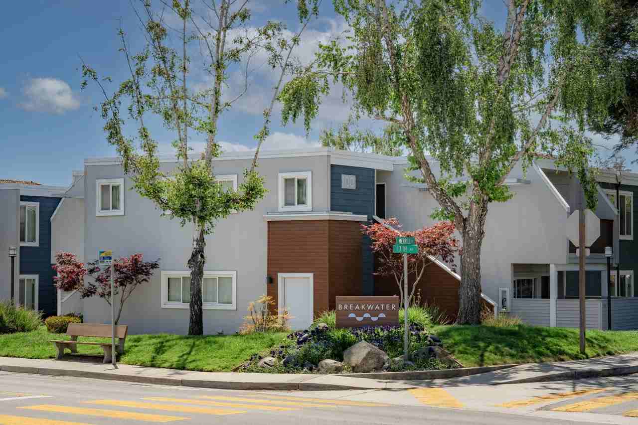 Breakwater Apartments - Photo 2 of 50