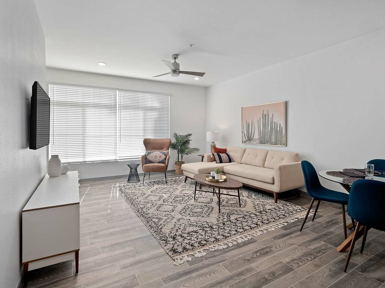 Citi on Camelback - Photo 4 of 32