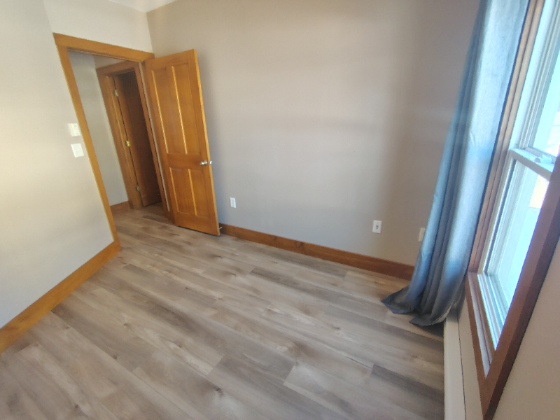 615 Lake St #617 - Photo 5 of 12