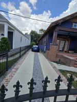 featured image of 1122 Dante St