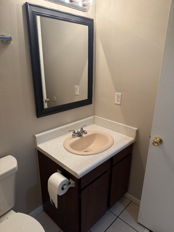 1131 Redbluff Dr #C - Photo 4 of 11