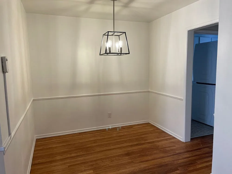 1124 Glenville Dr #2 - Photo 4 of 13