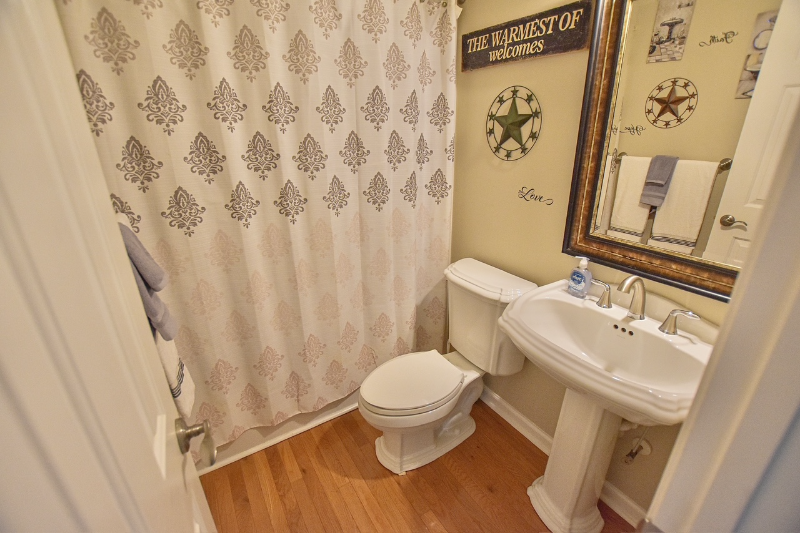 407 Cook St - Photo 5 of 6