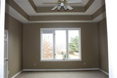 1008 S Carriage Ave - Photo 7 of 10