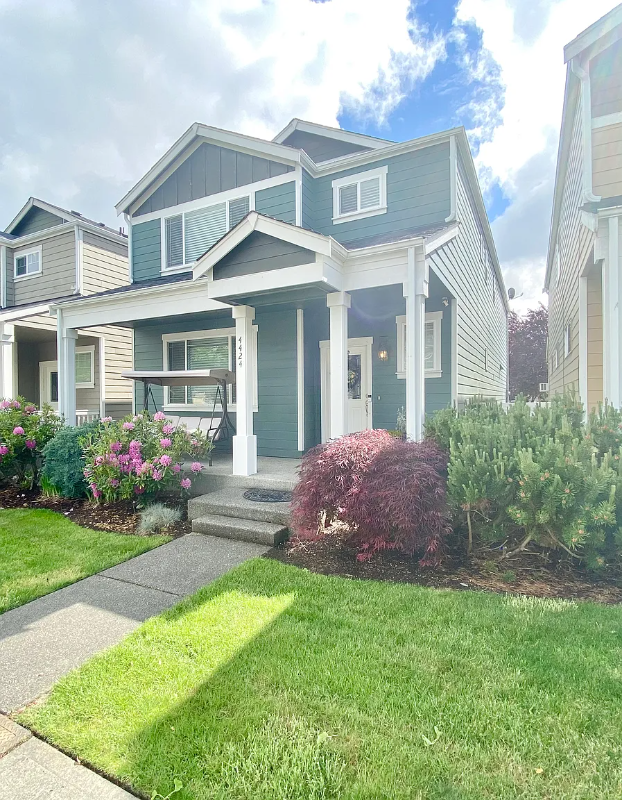 4424 Edgewater Blvd Ne - Photo 2 of 20