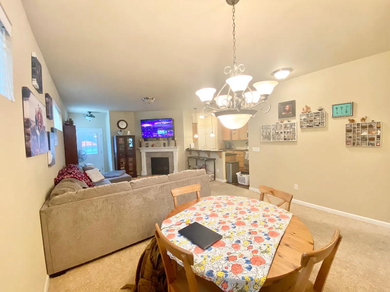 4424 Edgewater Blvd Ne - Photo 7 of 20