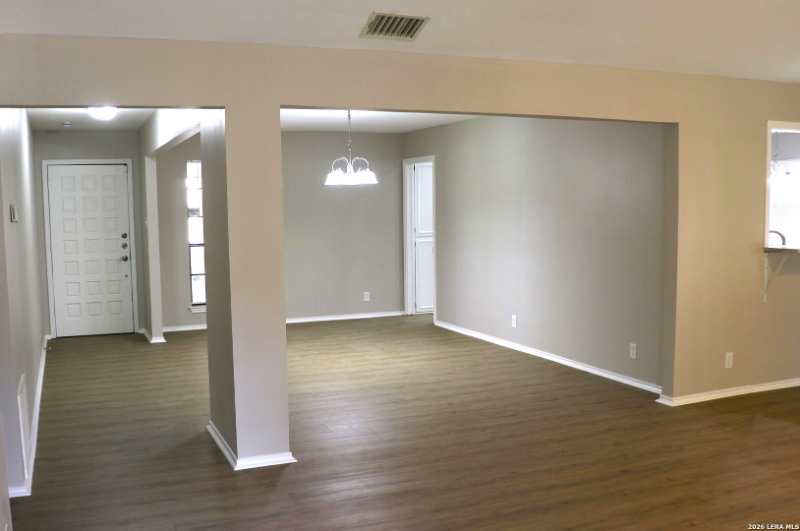 13811 Book Hollow - Photo 4 of 20